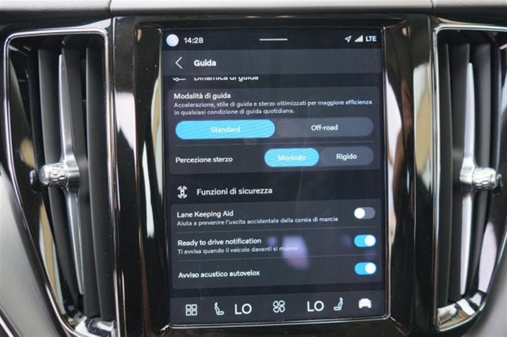 XC60 XC60 B4 (d) automatico Mo