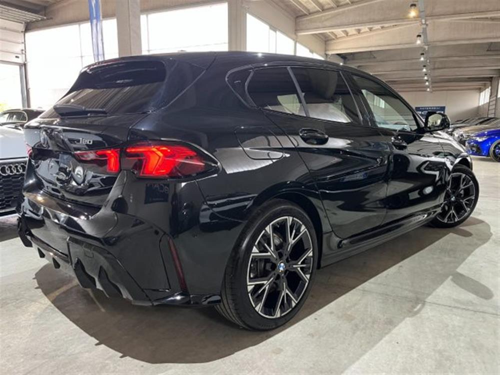 120 120 48V MSport