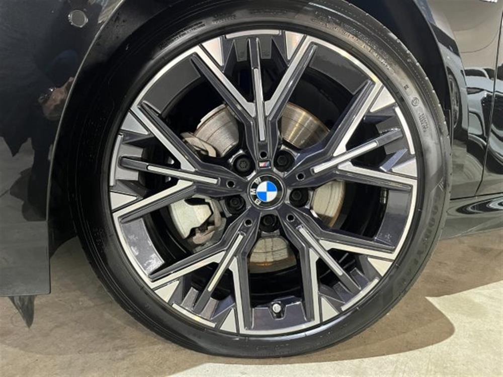 120 120 48V MSport