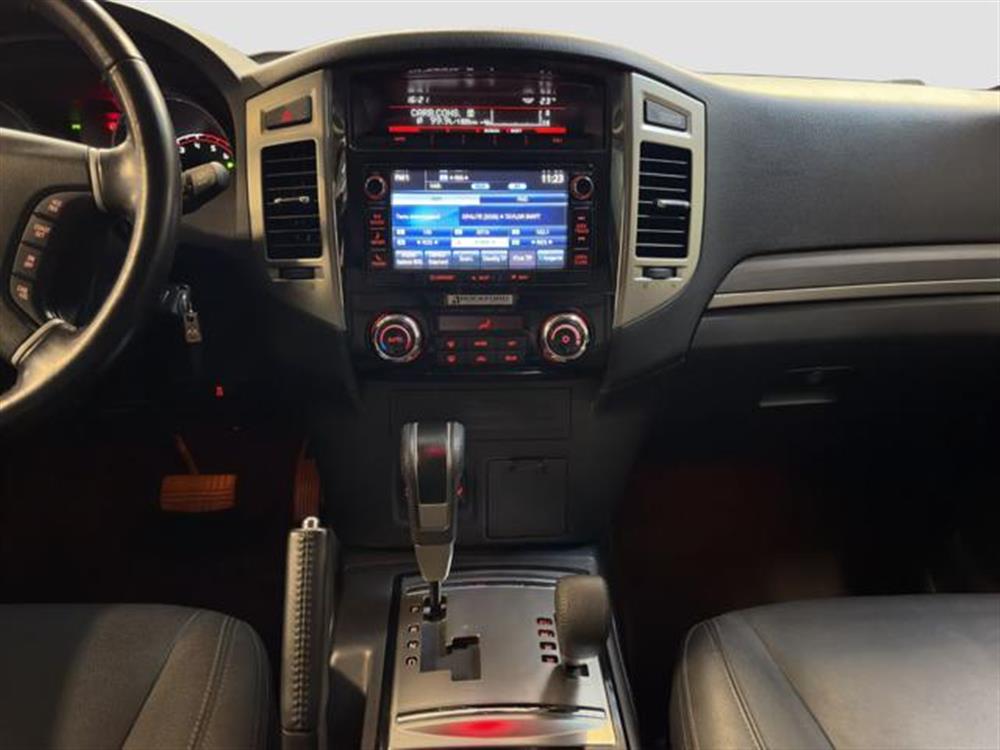 Pajero Pajero 3.2 DI-D 16V aut. In