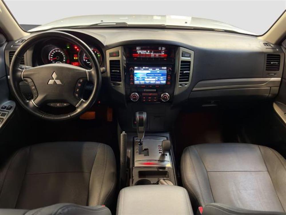 Pajero Pajero 3.2 DI-D 16V aut. In