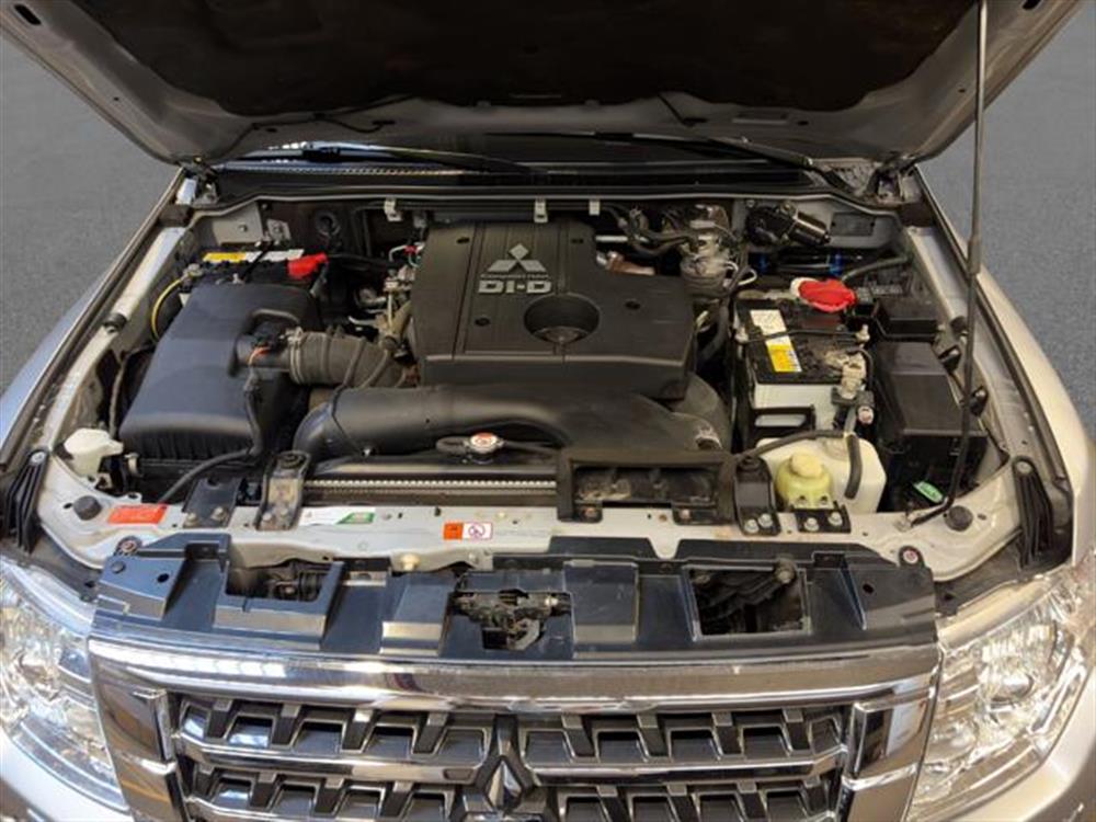 Pajero Pajero 3.2 DI-D 16V aut. In