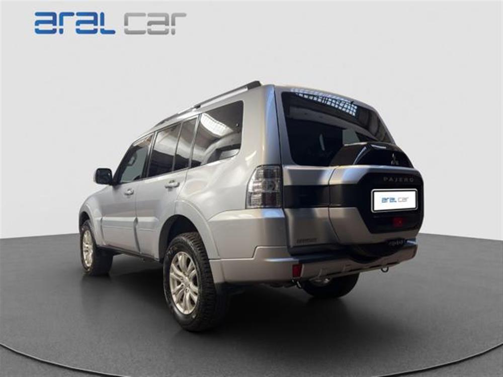 Pajero Pajero 3.2 DI-D 16V aut. In
