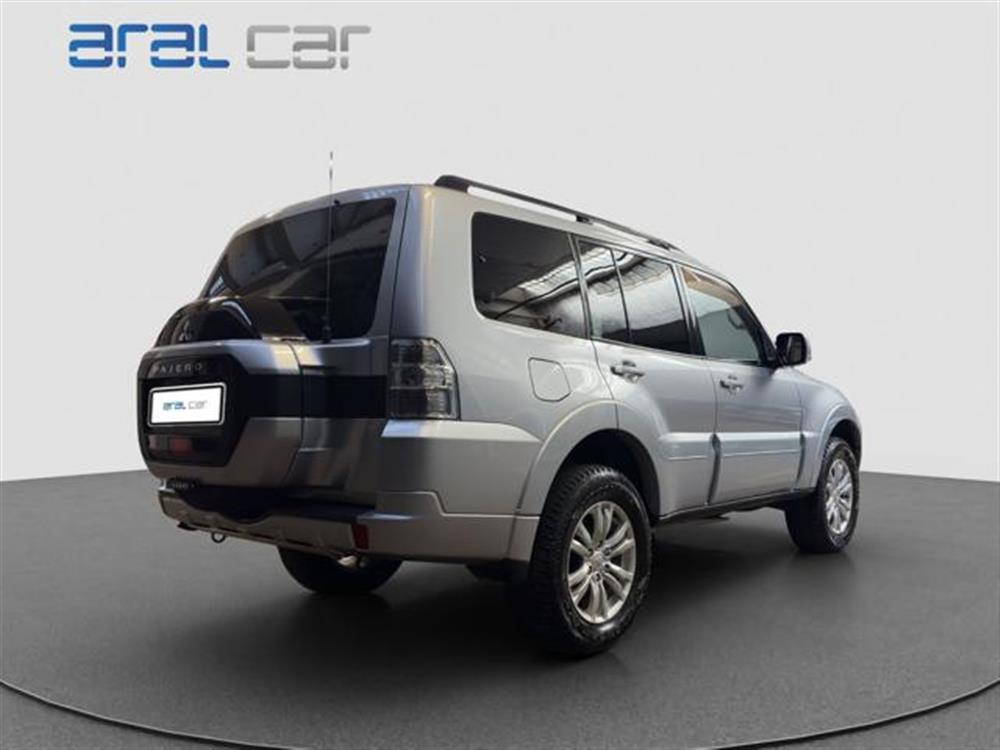 Pajero Pajero 3.2 DI-D 16V aut. In