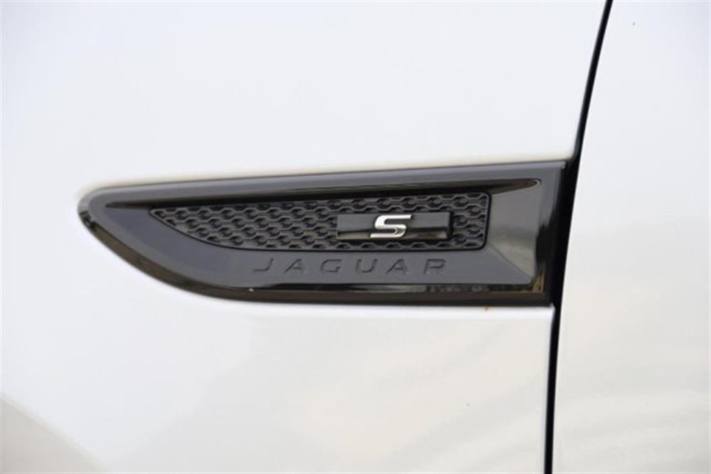 E-Pace E-Pace 2.0D 180 CV AWD aut.