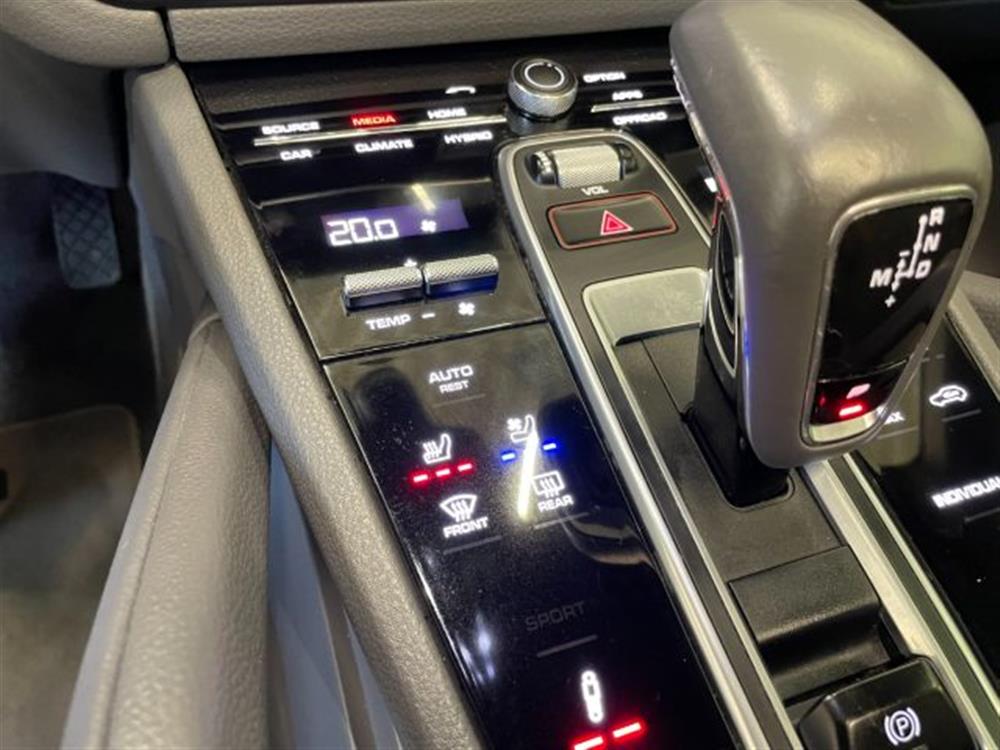 Cayenne Cayenne 3.0 V6 E-Hybrid * PE