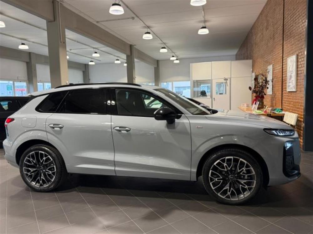 Q3 Q3 TDI S tronic S Line