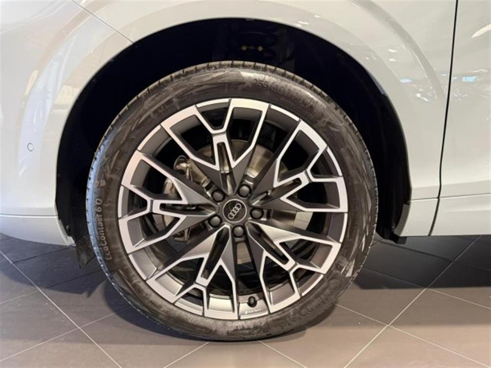 Q3 Q3 TDI S tronic S Line