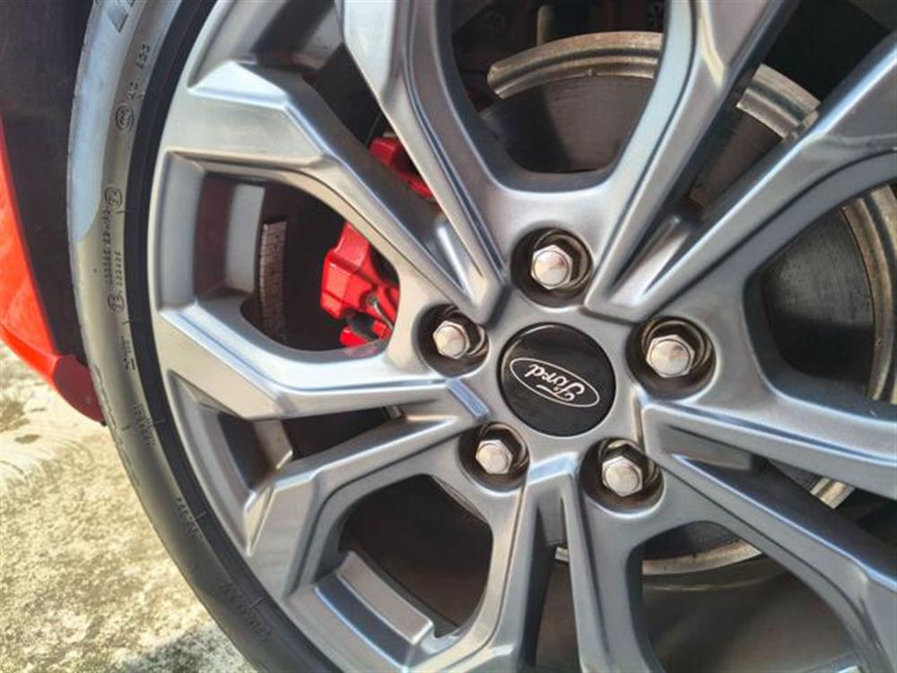 Focus Focus 1.0 EcoBoost Hybrid