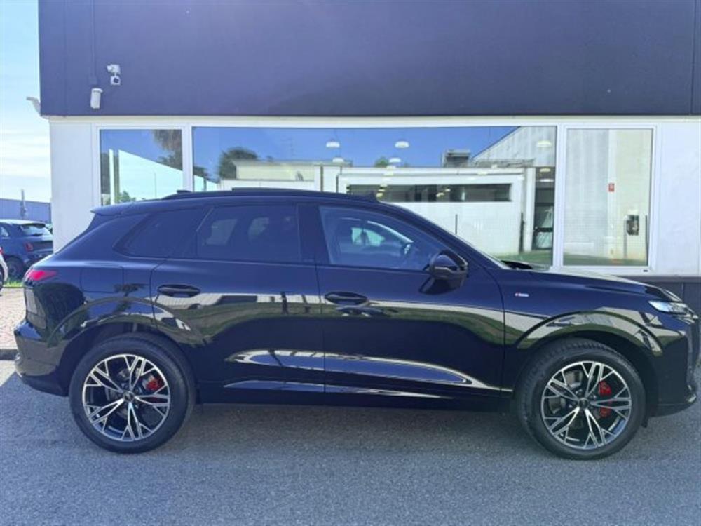 Q3 Q3 TDI S tronic S Line