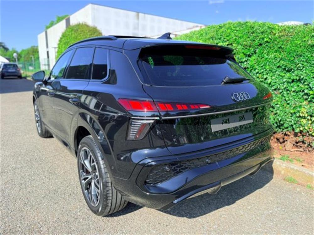 Q3 Q3 TDI S tronic S Line
