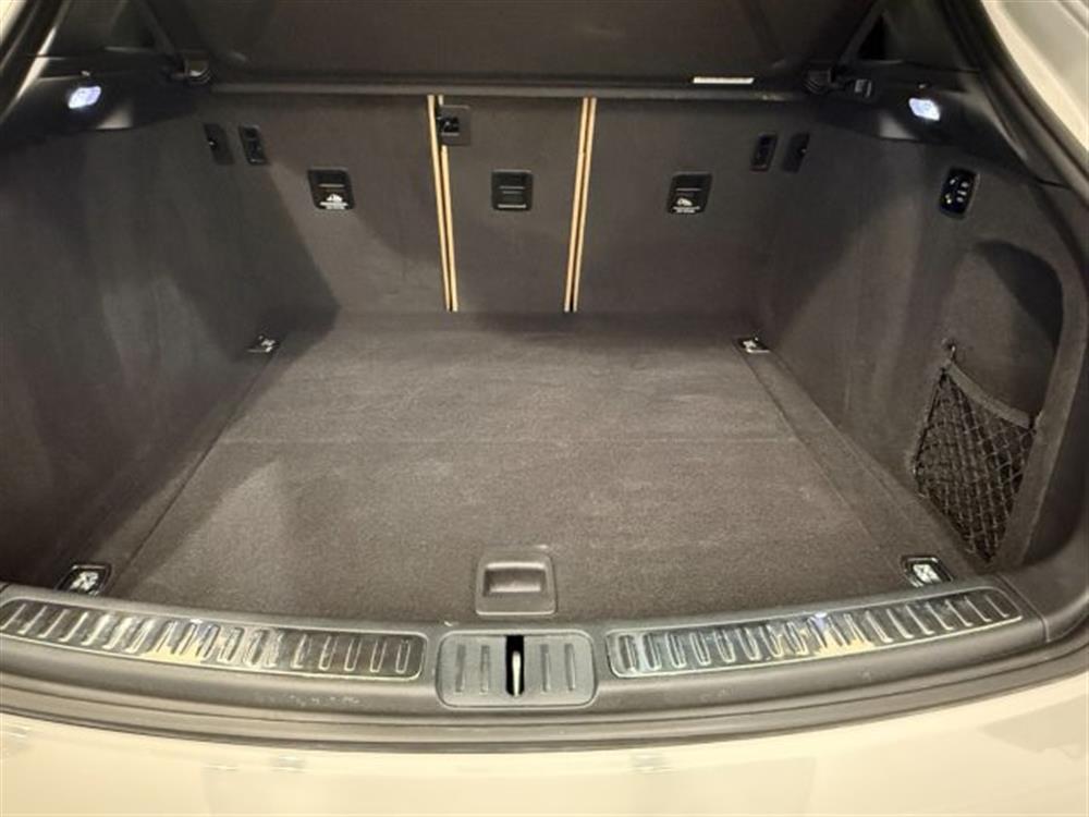 Macan Macan III 2.0 265 CV Pdk