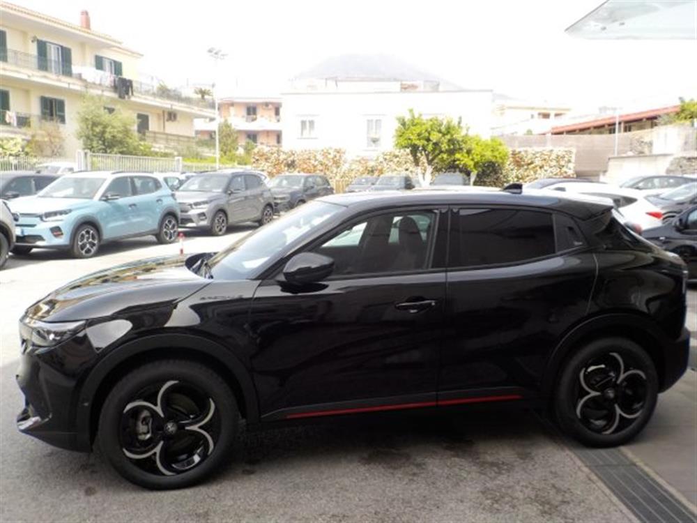 Junior Junior 1.2 Hybrid 145CV eDC