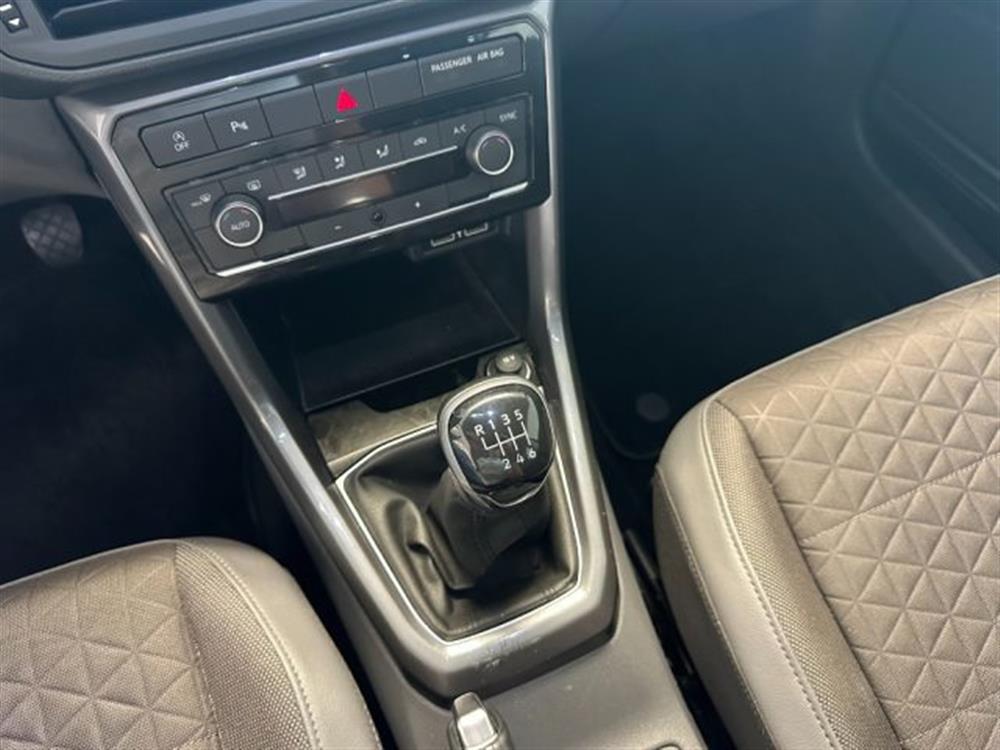 T-Cross T-Cross 1.000 BENZINA 116 CV