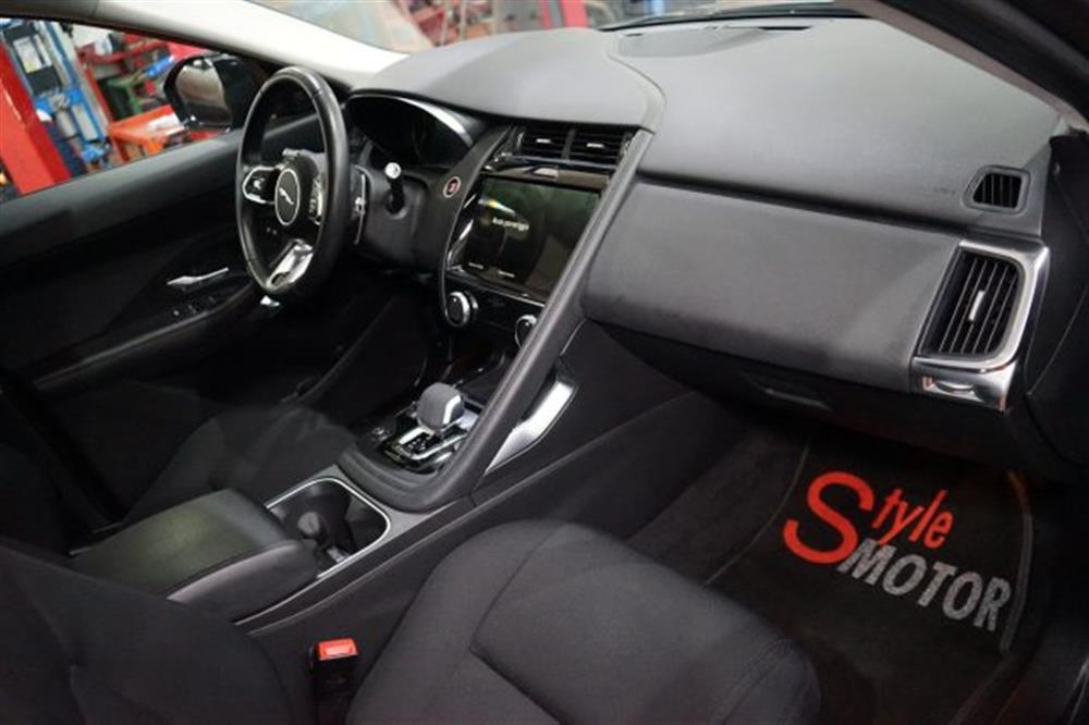 E-Pace E-Pace 2.0D I4 163 CV AWD A