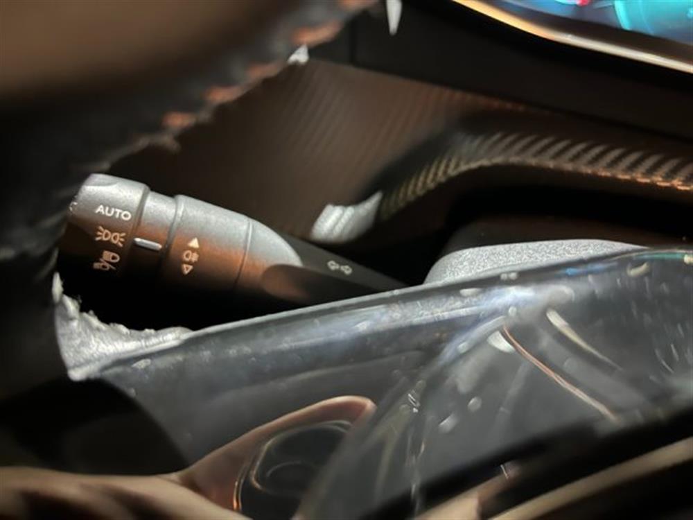 208 208 motore elettrico 136