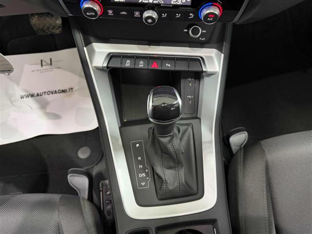 Q3 Q3 35 TDI S tronic Busi