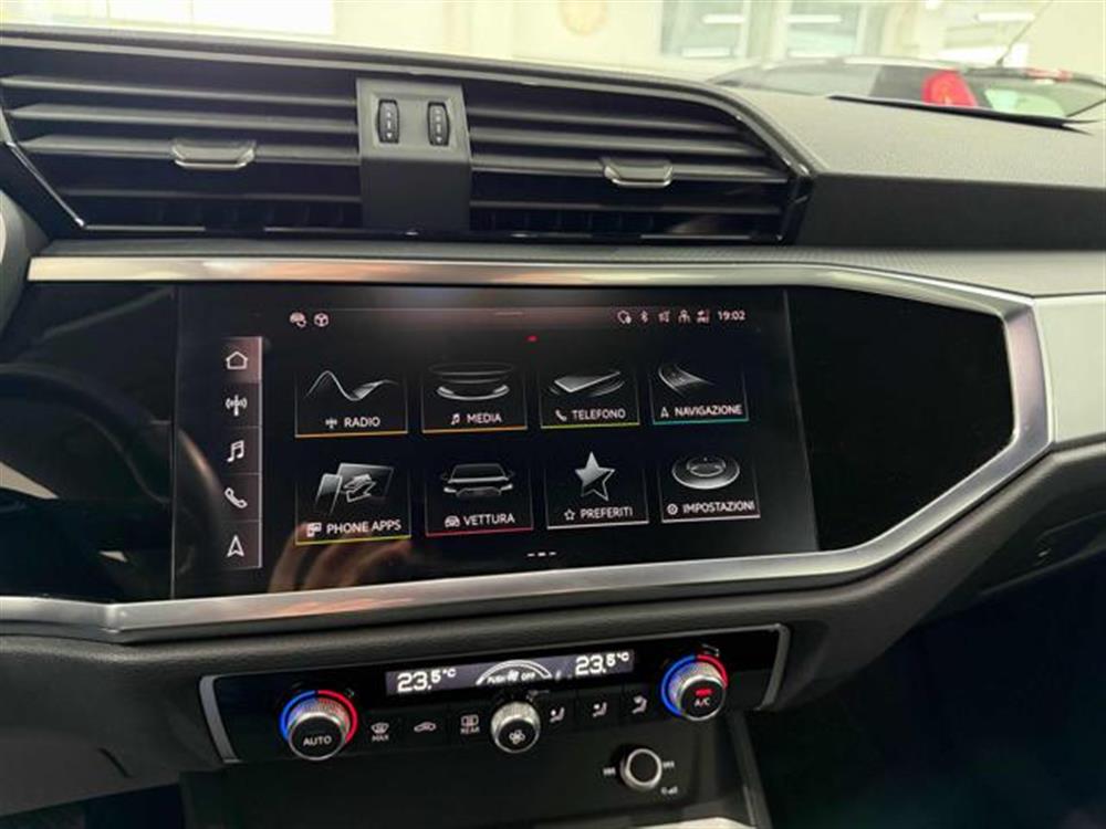 Q3 Q3 35 TDI S tronic Busi
