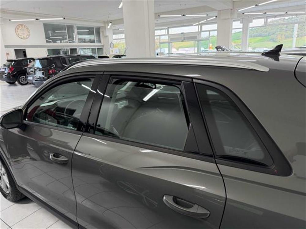 Q3 Q3 35 TDI S tronic Busi