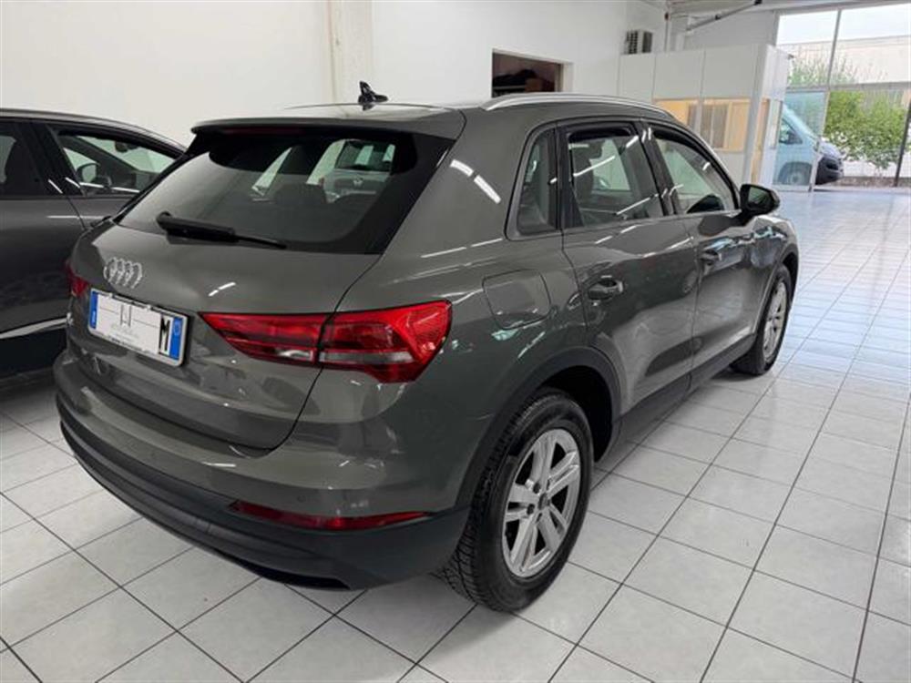 Q3 Q3 35 TDI S tronic Busi