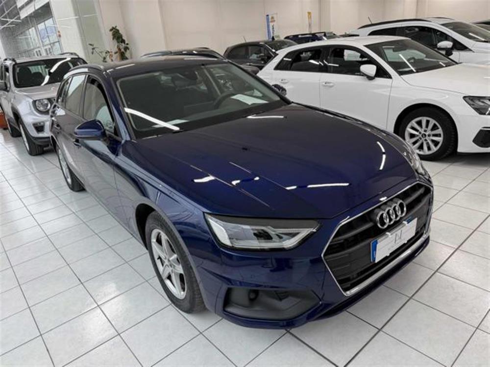 A4 A4 Avant 30 TDI/136 CV