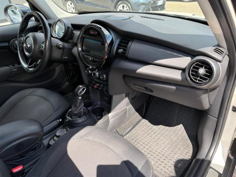 Cooper D Cooper D 1.5 5 porte AUT - NA