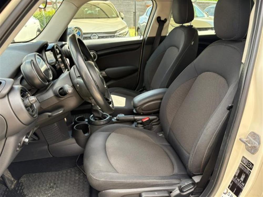 Cooper D Cooper D 1.5 5 porte AUT - NA