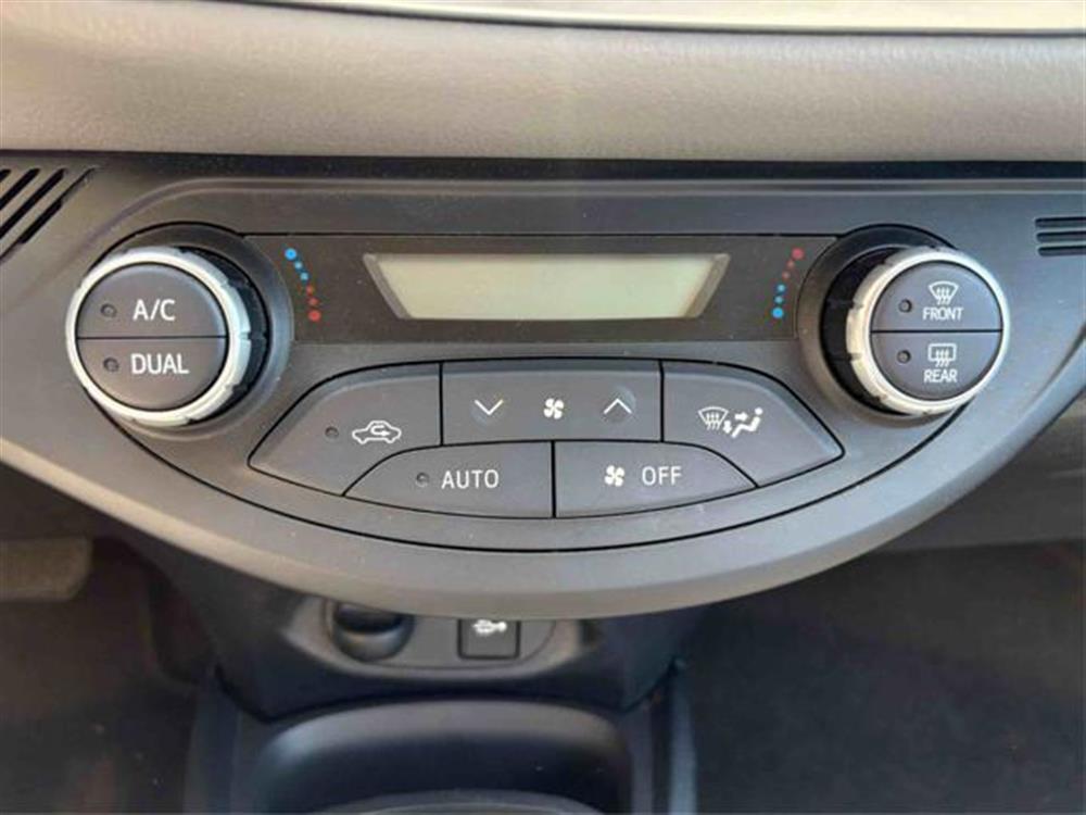 Yaris Yaris 1.5 5 porte Active