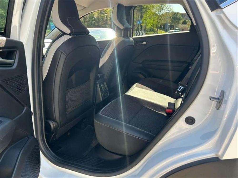 Captur Captur 1.6 E-TECH HEV 145 T