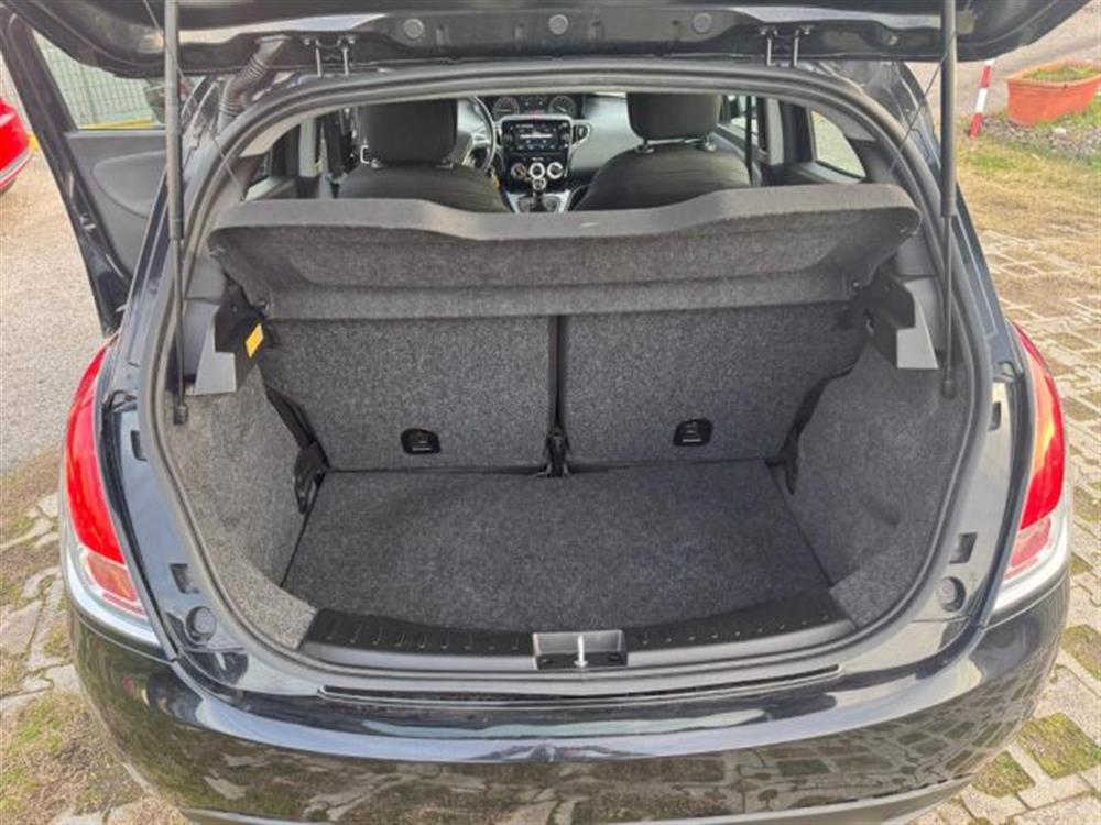 Ypsilon Ypsilon 1.0 FireFly 5 porte