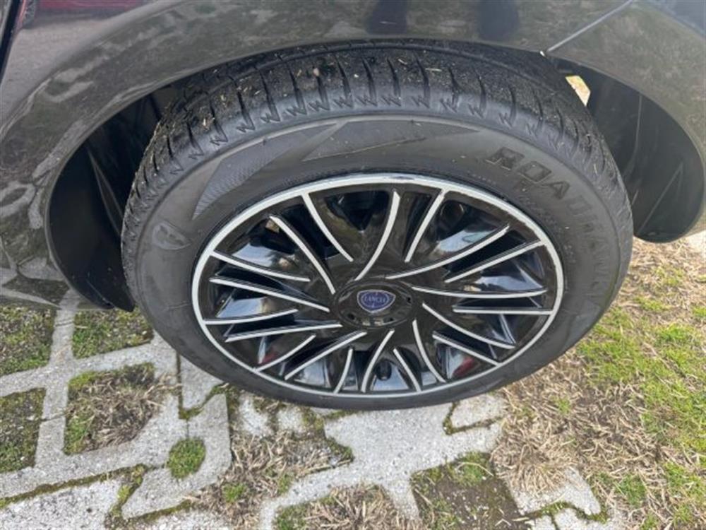 Ypsilon Ypsilon 1.0 FireFly 5 porte