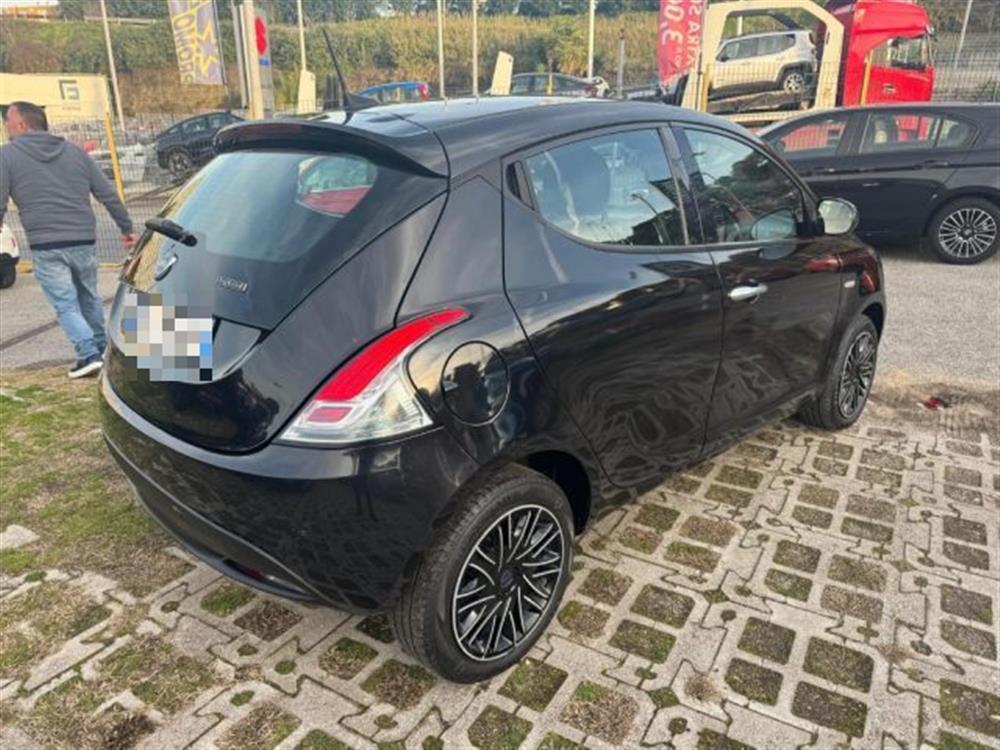 Ypsilon Ypsilon 1.0 FireFly 5 porte