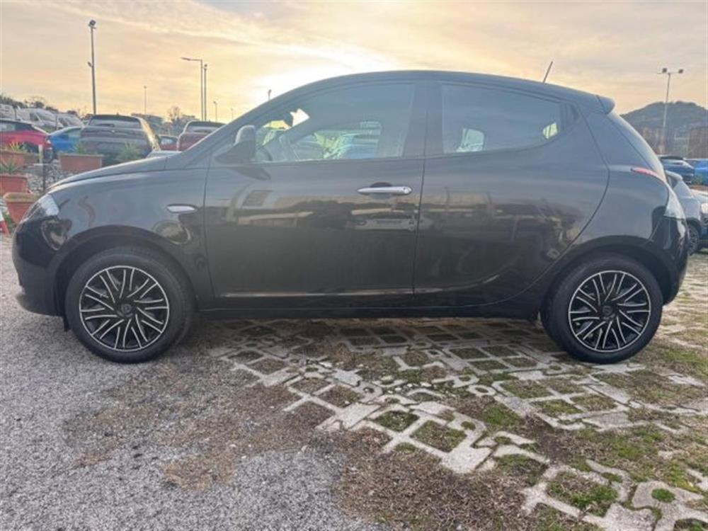 Ypsilon Ypsilon 1.0 FireFly 5 porte