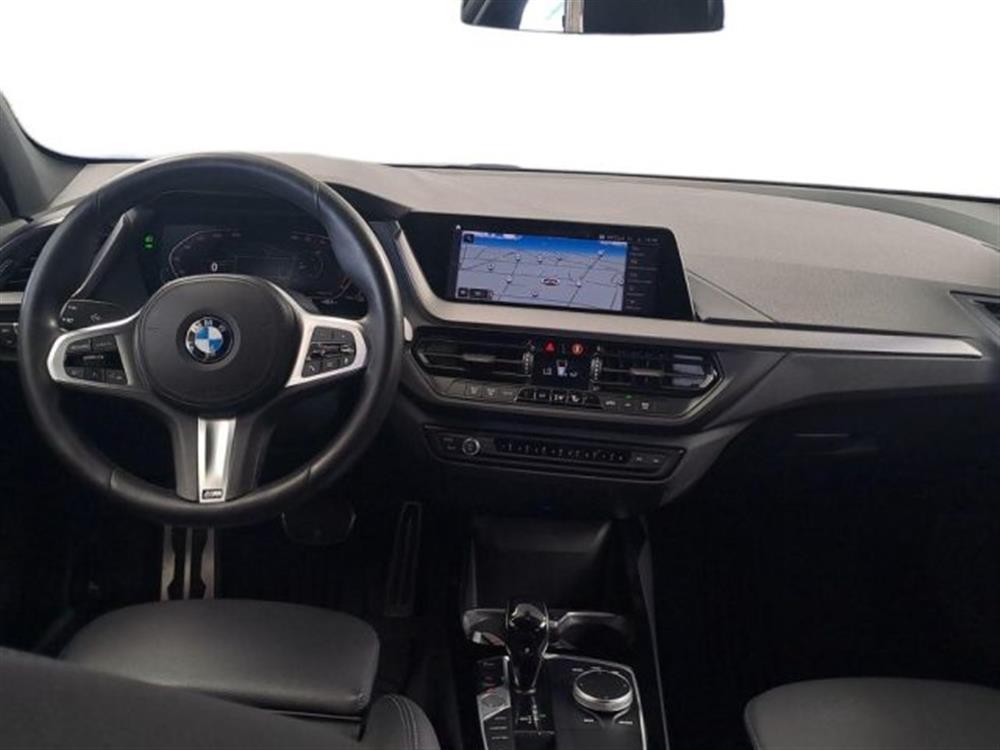 118 118 d 5p. Msport Aut.