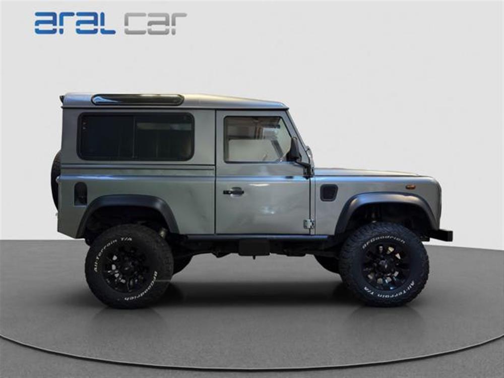 Defender Defender 90 2.5 Td5 Station W
