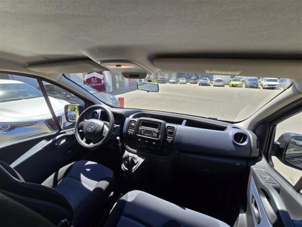 Vivaro Vivaro 1.6 BiTurbo AUTOCARR