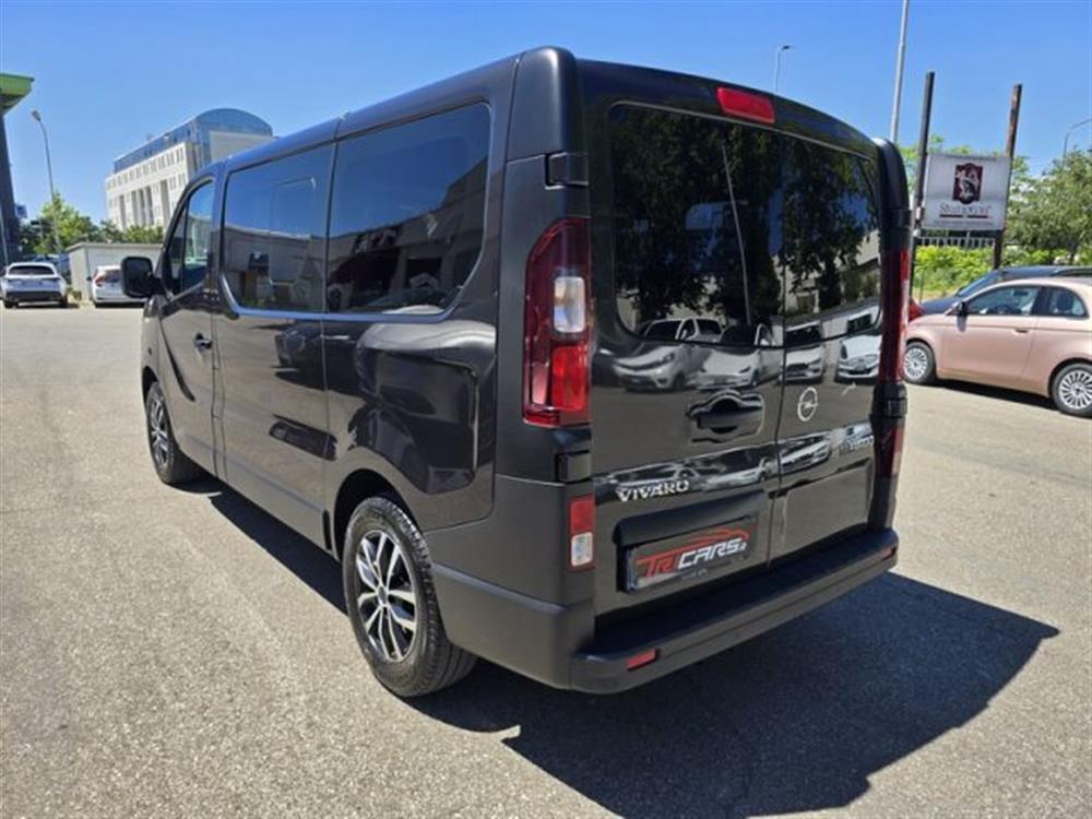 Vivaro Vivaro 1.6 BiTurbo AUTOCARR