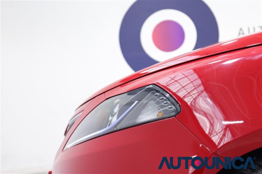 Ypsilon Ypsilon 1.0 FIREFLY 5 PORTE
