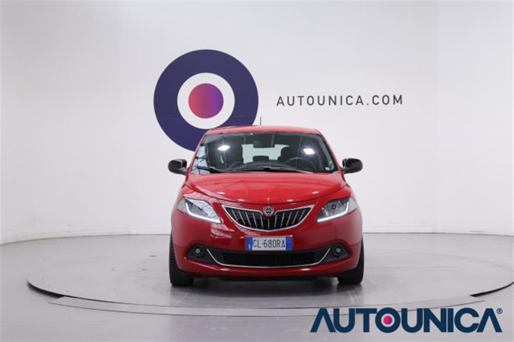 Ypsilon Ypsilon 1.0 FIREFLY 5 PORTE