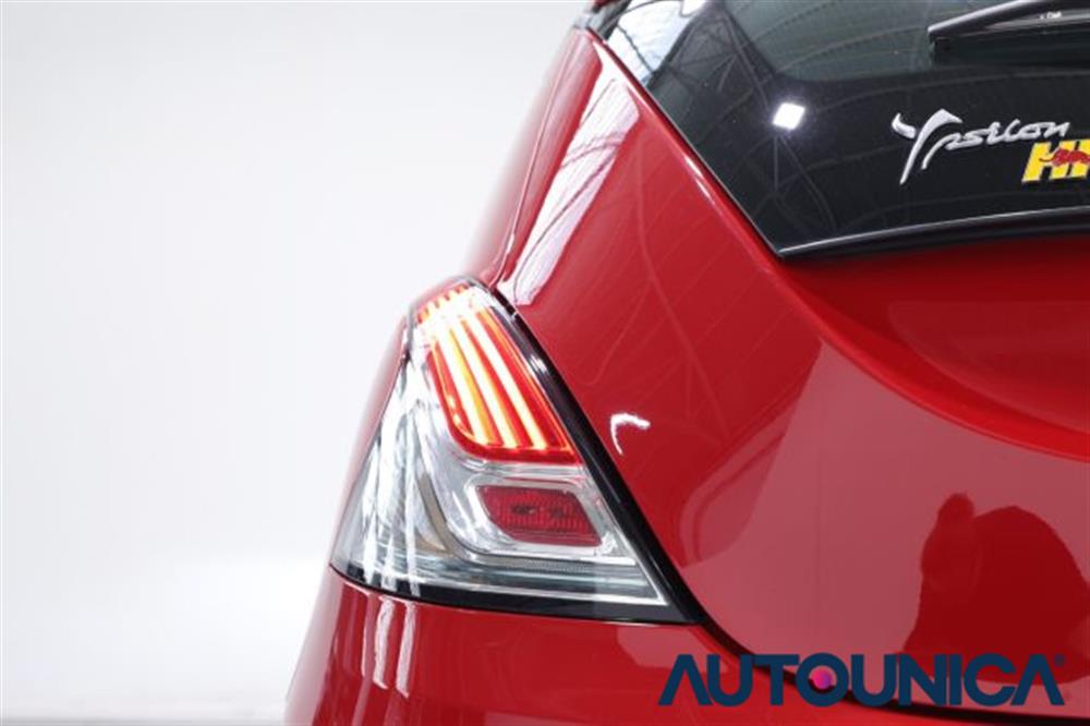 Ypsilon Ypsilon 1.0 FIREFLY 5 PORTE