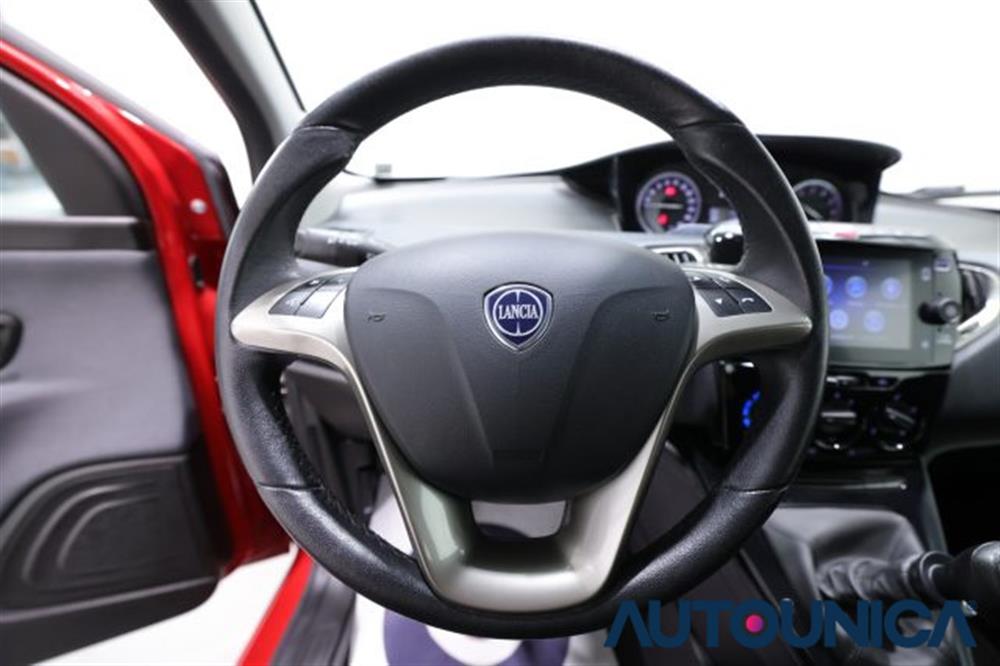 Ypsilon Ypsilon 1.0 FIREFLY 5 PORTE