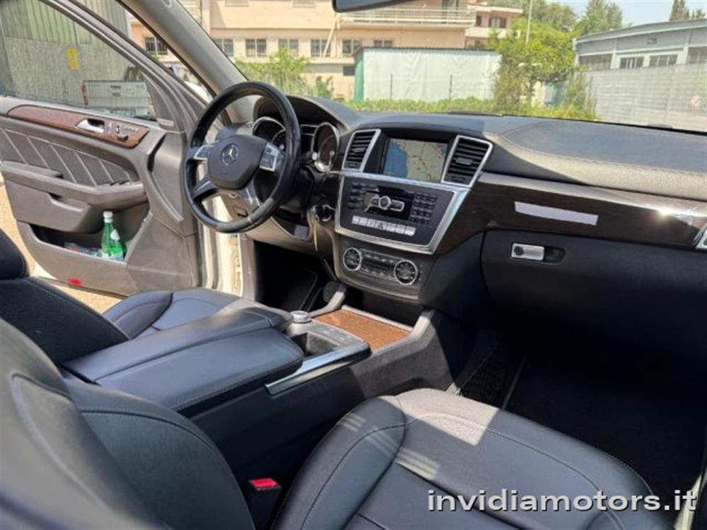 GL 350 GL 350 BlueTEC 4matic Premi