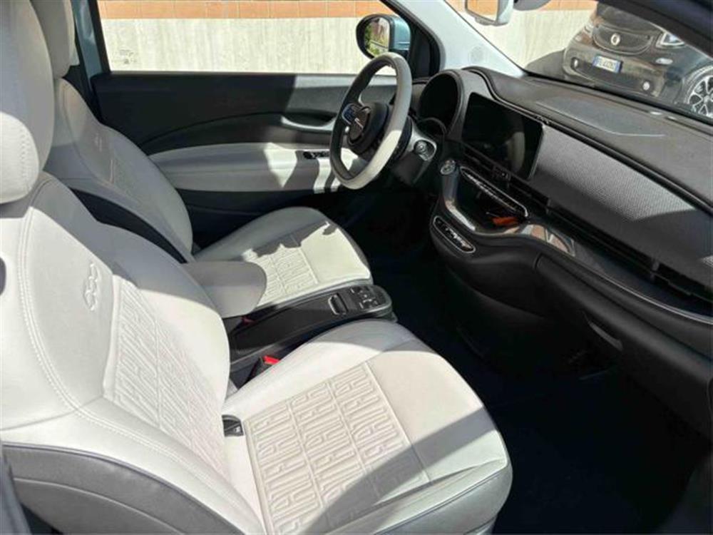 500e 500e 3+1 42 kWh La Prima