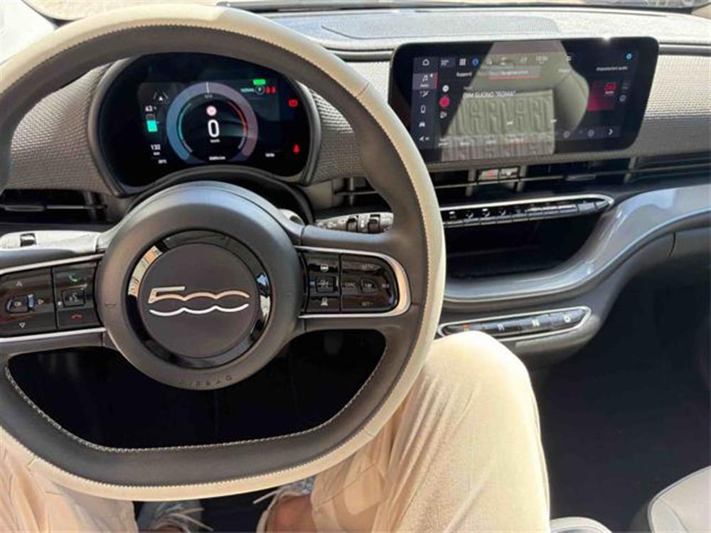 500e 500e 3+1 42 kWh La Prima