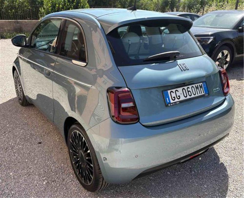 500e 500e 3+1 42 kWh La Prima