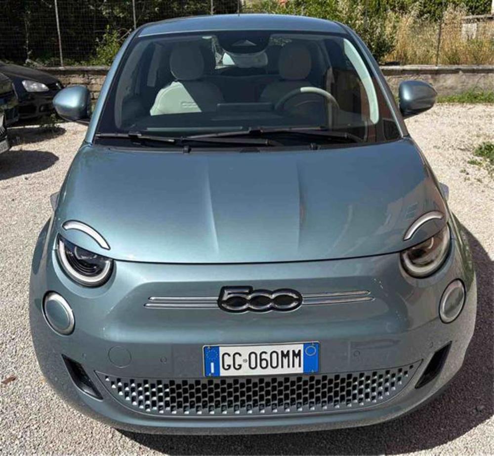 500e 500e 3+1 42 kWh La Prima