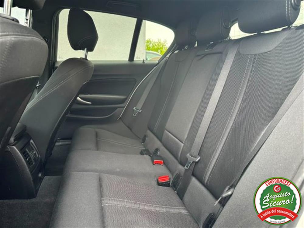 118 118 i 5p. Msport Automat