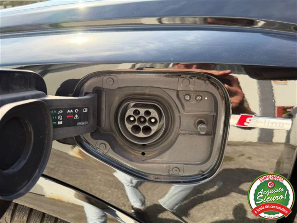 Q3 Q3 45 TFSI e S tronic S