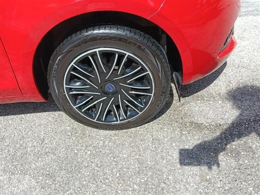 Ypsilon Ypsilon 1.2 69 CV 5 porte GP