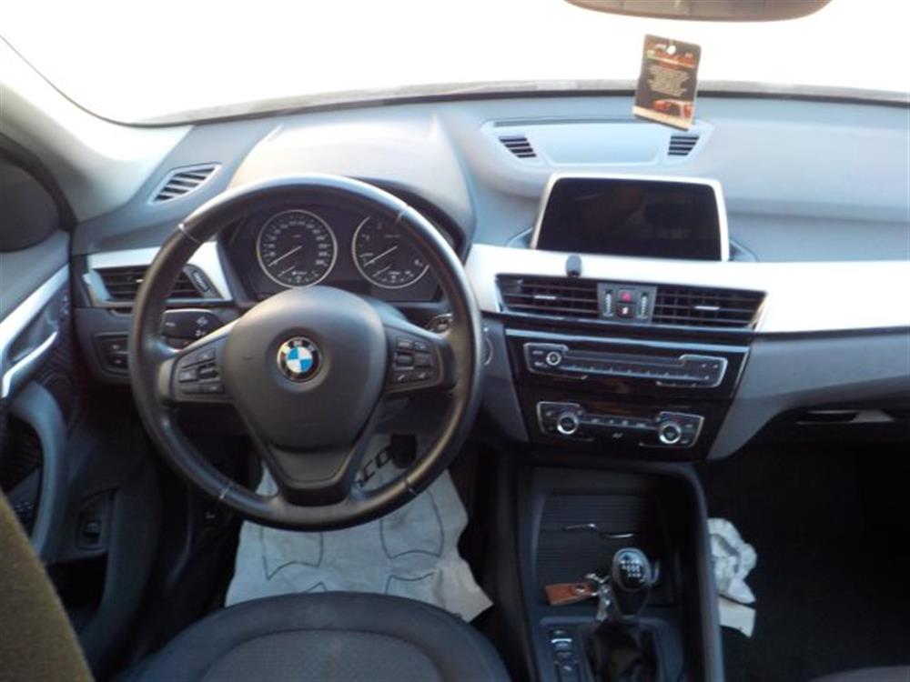 X1 X1 s Drive18d 150CV Adv